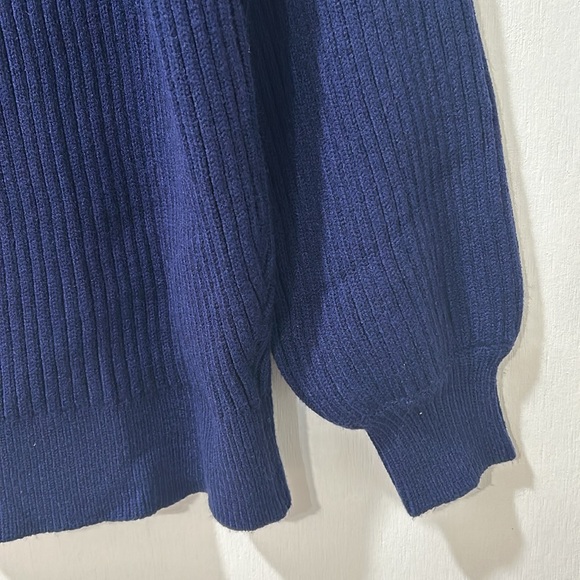 KIRUNDO WOMENS OFF SHOULDER RIBBED SWEATER BLUE SIZE LG NEW - Picture 3 of 9